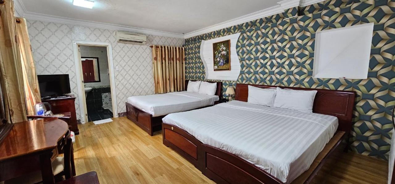 Cosmo Central Hotel Ho Chi Minh Exterior photo