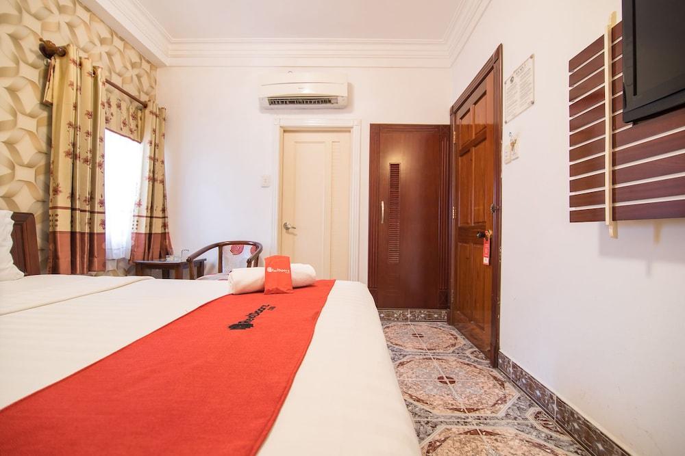 Cosmo Central Hotel Ho Chi Minh Exterior photo