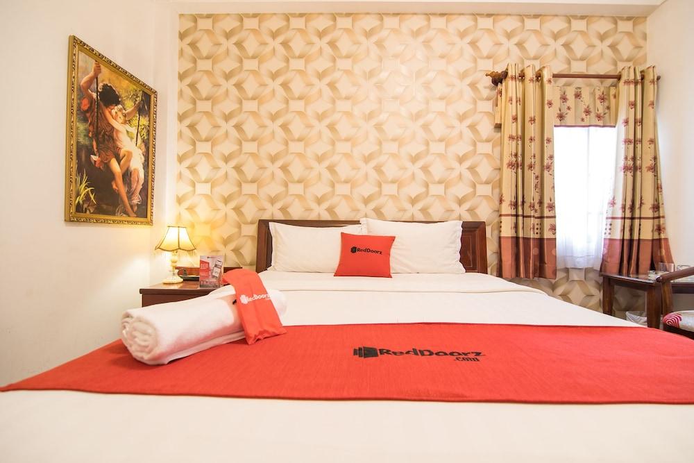 Cosmo Central Hotel Ho Chi Minh Exterior photo