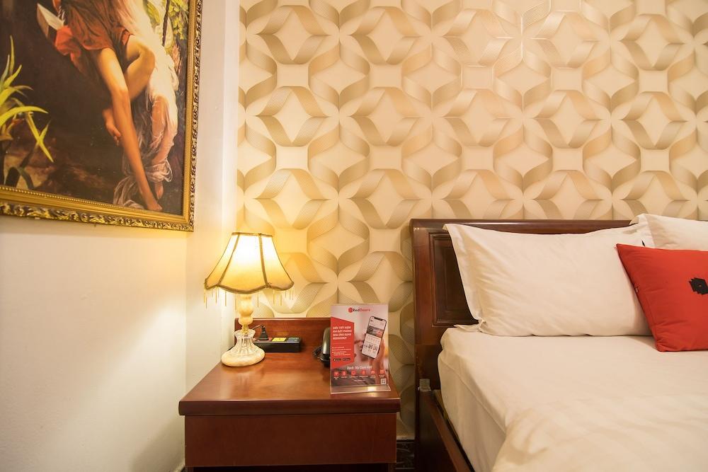 Cosmo Central Hotel Ho Chi Minh Exterior photo
